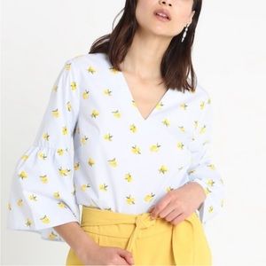 Banana Republic | NWOT Lemon Print Bell Sleeves Blouse | Size M
